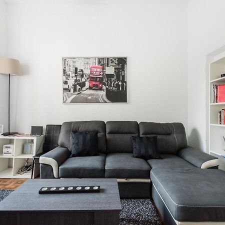 M&F Apartaments Chueca Madrid Bagian luar foto
