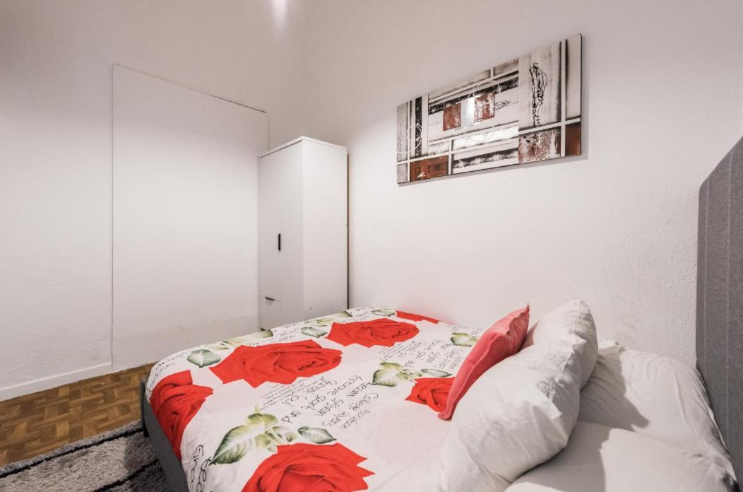 M&F Apartaments Chueca Madrid Bagian luar foto