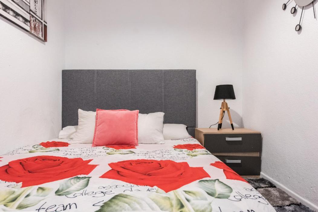M&F Apartaments Chueca Madrid Bagian luar foto