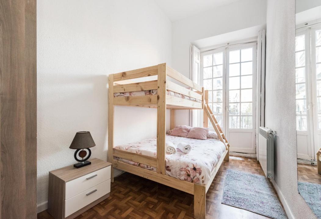 M&F Apartaments Chueca Madrid Bagian luar foto